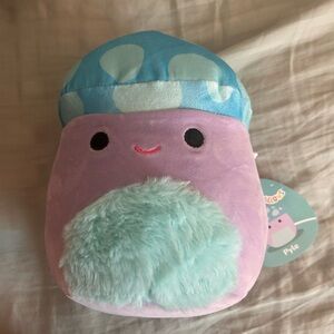 ❤️ Five 8” Squishmallows!